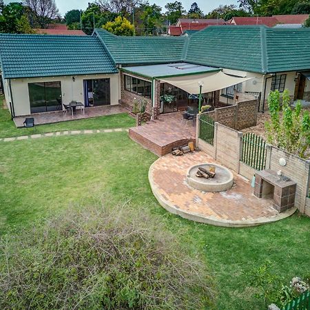 Edenvale Guest House Extérieur photo