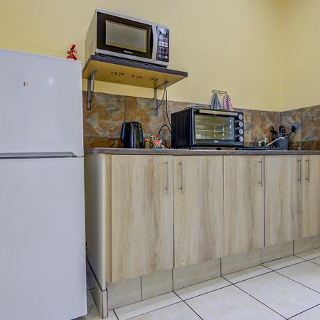 Edenvale Guest House Extérieur photo
